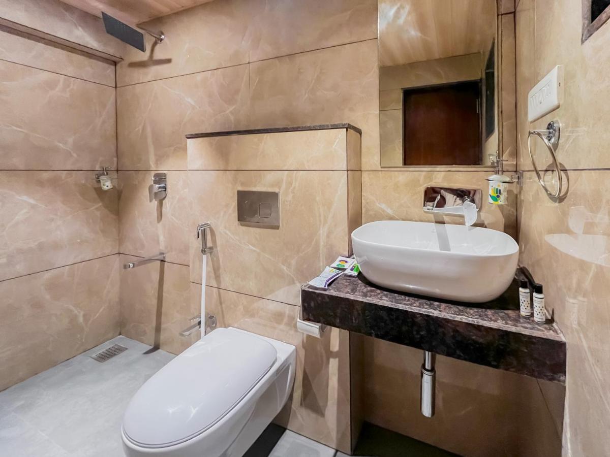 Treebo Serenity Inn, Koregaon Park Pune Exterior foto